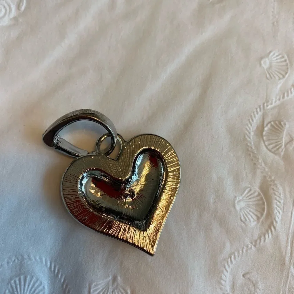 True Heart Attachable’s - Picture 4 of 4
